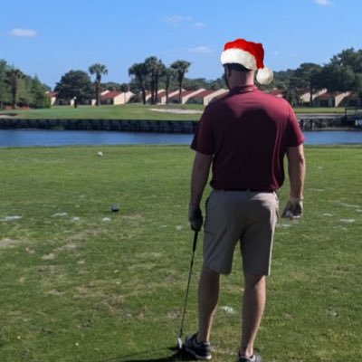 oye_clark's profile picture. Shape rotator. Internal monologuer. Hi-def apple visualizer. 3x simp war soldier. Patron saint of the single mother