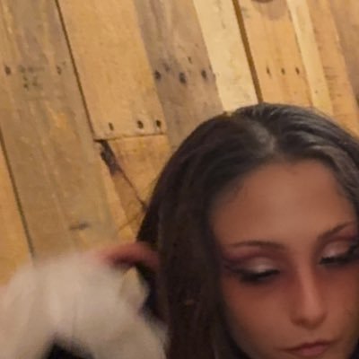 micaelarxse's profile picture. i’ll be down in 5, i am wearing 8 past lives and i smell like jasmine. you can’t miss me.