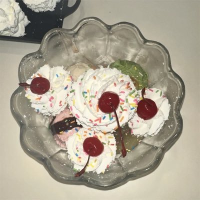 badviewly15553's profile picture. 