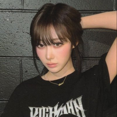 invaclid's profile picture. 