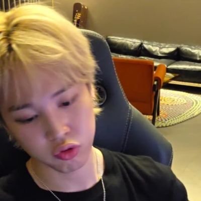 nongtoey0810's profile picture. ᴊɪᴍɪɴ ʙɪᴀs #𝟷sᴛ ᴋᴏʀᴇᴀɴ ᴀʀᴛɪsᴛ ᴛᴏ 𝟷 ʜᴏᴛ 𝟷𝟶𝟶# ᴏᴄᴛ 𝟷𝟹, 𝟷𝟿𝟿𝟻 ᴀɴɢᴇʟ's ʙɪʀᴛʜᴅᴀʏ # 𝙸𝙶: 𝙹.𝙼