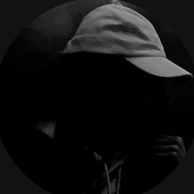 mykesrose's profile picture. 🔺️