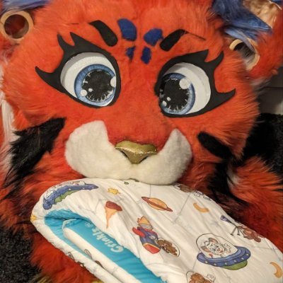 WillowBastet's profile picture. 20|🔞 NSFW Content ahead. Diapered daily