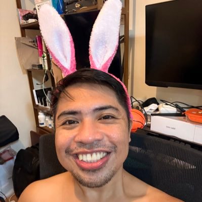 markizophrenia's profile picture. 𝘼𝙡𝙡 𝙬𝙚 𝙝𝙖𝙫𝙚 𝙩𝙤 𝙙𝙚𝙘𝙞𝙙𝙚 𝙞𝙨 𝙬𝙝𝙖𝙩 𝙩𝙤 𝙙𝙤 𝙬𝙞𝙩𝙝 𝙩𝙝𝙚 𝙩𝙞𝙢𝙚 𝙩𝙝𝙖𝙩 𝙞𝙨 𝙜𝙞𝙫𝙚𝙣 𝙩𝙤 𝙪𝙨. ~𝙂𝙖𝙣𝙙𝙖𝙡𝙛