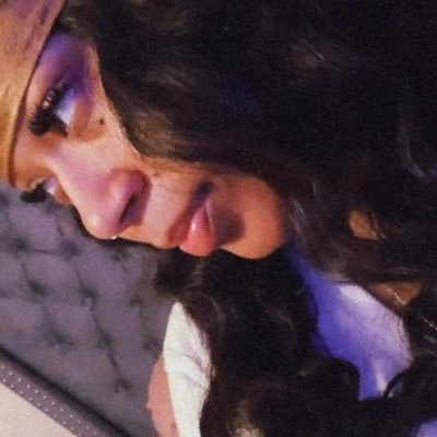 _imher___'s profile picture. 