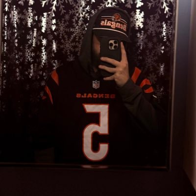 zack_hamel9's profile picture. DH🖤