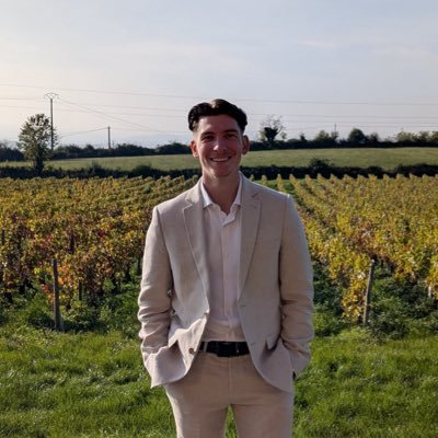 Hugobth_'s profile picture. 