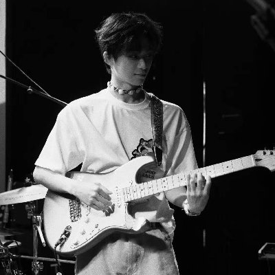 msz1212304430's profile picture. 1