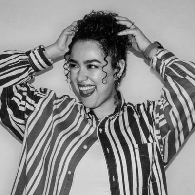 susypb_8's profile picture. Damn. I exist.