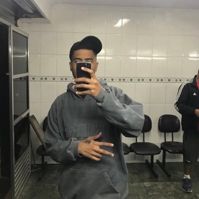 TIPONIN0's profile picture. feliz no simples