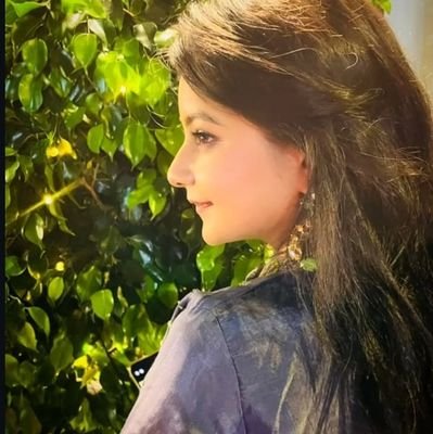 ThatGirlWithGif's profile picture. Sabr 🍂