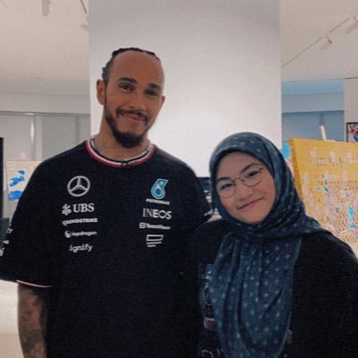 far44hh's profile picture. ‘01 | lewis hamilton defender