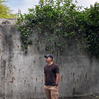 ilhamaawl's profile picture. music is happiness