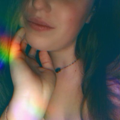 LeannsJournal's profile picture. 𖨆♡𖨆 

Femme fatale.