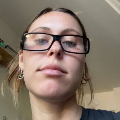 Juliaella1237's profile picture. a pastel kind of life🤍