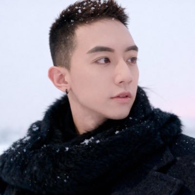 game_life1993's profile picture. 前MOD｜@OriginsNFT_CN Member｜@sccdao @thezooclub8 @Teapartyweb3 | #BGB  非專業合約交易員 僅分享個人玩法,非專業技術