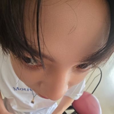 bbee_nrh's profile picture. -fan account -แฟนคลับธรรมดาไม่ใส่ไข่ ไม่VIP 🫠😎🤭 🌃 THIS CITY 🌃

#บาสเด็กอ้วนที่แท้จริง🏀 + #6CODE +
#ThisCity 
#BoatYongyut🤍🦦 #dunromch🖤 #Artpakpoom 🐵