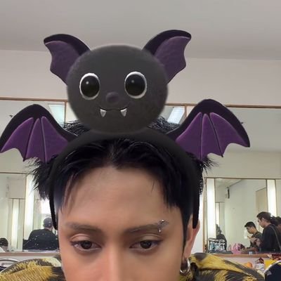 cozwhoareutho's profile picture. KUTING AKO. TATAMPALIN KITA. 🙄🙄🙄
Causing calamity has always been in my destiny. 🎭