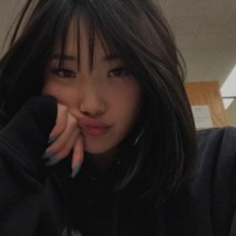 camilleva_sky's profile picture. 