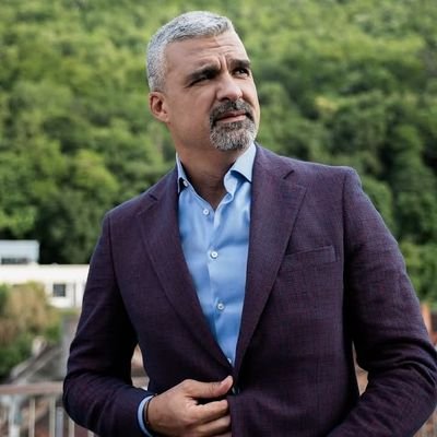 Daniecharles86's profile picture. United By Leeds | ⚪💛♥️