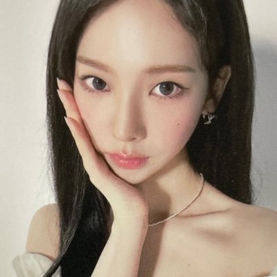 cinamorzi's profile picture. quick..!! how do i make this abt hendery ? @derysmia