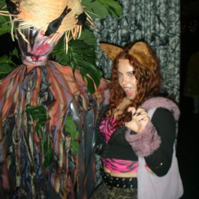 suvswrld's profile picture. Obsessed with Horror