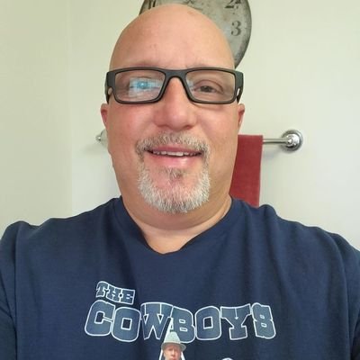 larryjacob344's profile picture. 