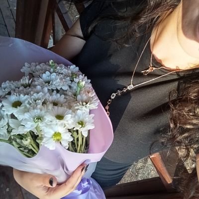 kk_ky_7wq's profile picture. kutsanmis gibiyim sanki bak mama im blessin