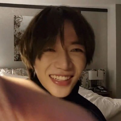 mooniecan's profile picture. awake and unafraid