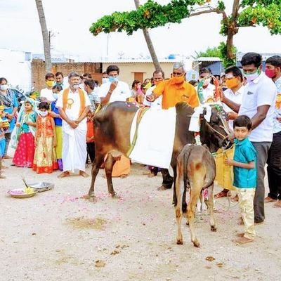 kuppusamys14's profile picture. 🕉️💐 My First Leader🚩. #Vinayagaperuman 🔯🔱🚩 https://t.co/p0GIpjivYl ⚛️🚩 🇮🇳தேசமும் தெய்வீகமும் இருகண்கள்🕉️🚩🇮🇳அறம் காக்க அறம் நம்மைகாக்கும்⚛️🚩🇮🇳