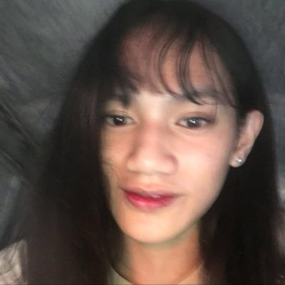 sab111023's profile picture. DM