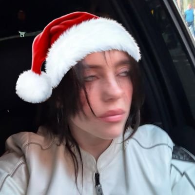 somethinBoutBil's profile picture. I heard halley's comet live. | Fan Account