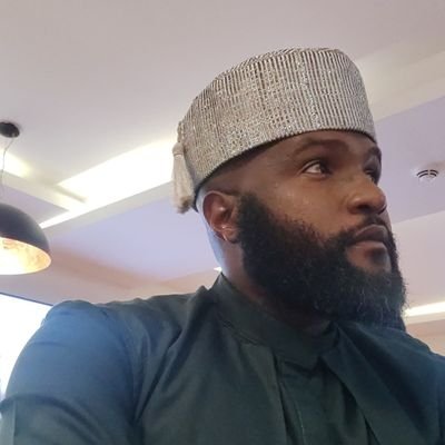 r_miMa_tin's profile picture. PM | Sports | Crypto | Food | Money. IG: r_d_fin_me. 🍔 🌯 🌶