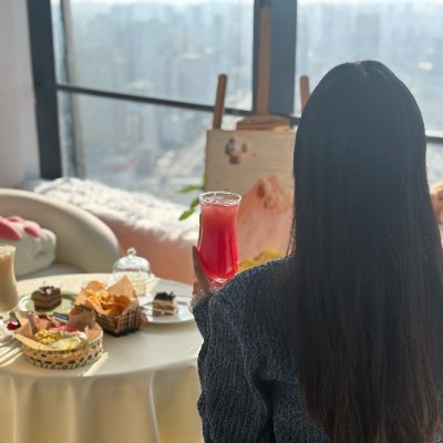 clxairez's profile picture. 一日一笑を心がけています