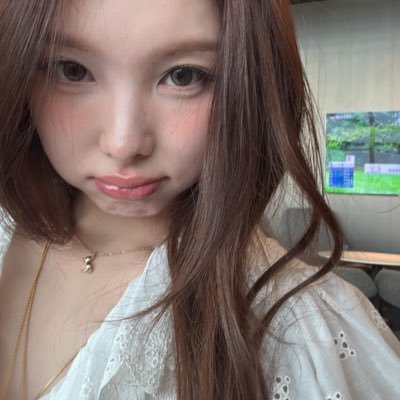 airenois's profile picture. —— 'S私は彼を愛していると思う ♡