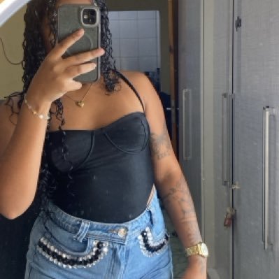 thais170213's profile picture. Emanuelly Vitória💖