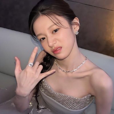 younjungtiquex's profile picture. 𐄉 𓈒 ᱸ ₊𖠵𓎭͙╸˚𓈒 🎀 𓈒˚╺𖢟₊ ˚𓈒 @getlitxinah 𓈒˚ ᚐˑ͙˳ ＊てオイ 𓈒˚ ᚐˑ͙˳ 💒╸̟˚𓈒 ＊ミン╸̟˚𓈒 𓇼╸̟˚𓈒 🌸╸̟˚𓈒 ✧켐타트╸̟˚𓈒 ♡⃟타이╸̟˚𓈒 👛 𓈒˚ ᚐˑ͙˳ 𖦹佳利╸̟˚𓈒 ✧👚 𓈒 𐄉 ˼