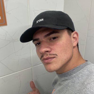 jvcomerlato's profile picture. costureiro do apocalipse