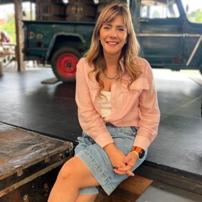 PaulaTamayoc's profile picture. Mujer, madre, psicóloga, comunicadora política, ciudadana de Medellín.