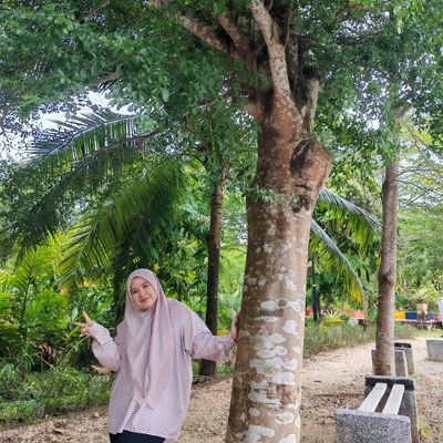 fthaaaaaaaa's profile picture. .