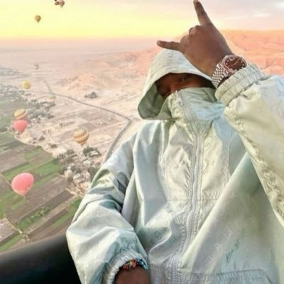 guesswhoth0's profile picture. 