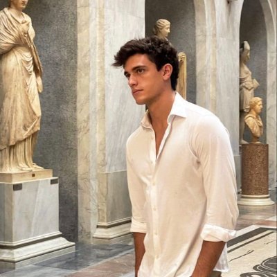 AfsarAbac74372's profile picture. 