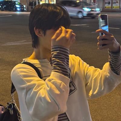 phuwinueng's profile picture. my pockets snug ͏ ͏ ͏ ͏ ͏ ͏ ͏ ͏ ͏ ͏ ͏ ͏ ͏