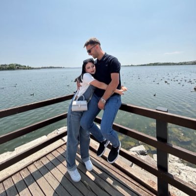 Yaseminn_b0's profile picture. 