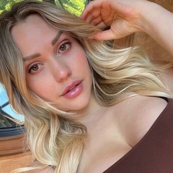 Miamalkova82201's profile picture. Fun to chat with