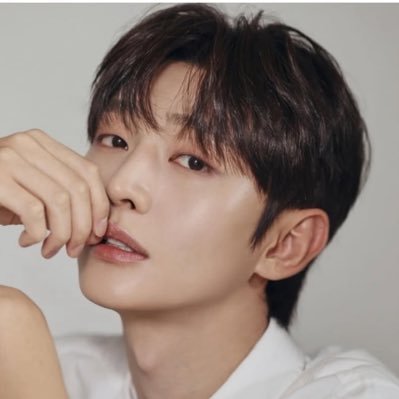 jisuuuung0308's profile picture. 