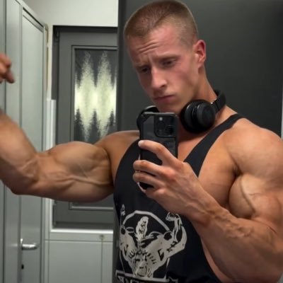 AssDikn's profile picture. Sharing pics of #gayporn, #hotbods, #DILF #BBBH #smut #dick and shyt that turns me on. I follow MOST back. AVI ain’t me #NSFW #18+ #BlackLivesMatter 🇺🇸🏳️‍🌈