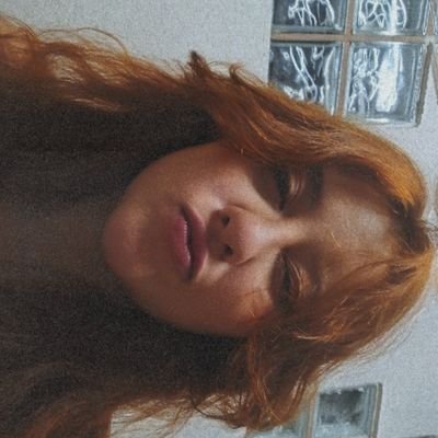 ewwmilly's profile picture. Seja bem vindo a minha canção de autossabotagem