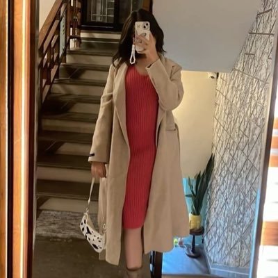 _Rossee__'s profile picture. Ruining my life thru MBBS. 💀