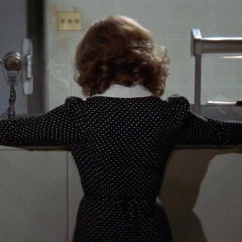 lonemigri's profile picture. 